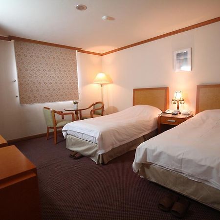 Suncheon Royal Tourist Hotel ภายนอก รูปภาพ